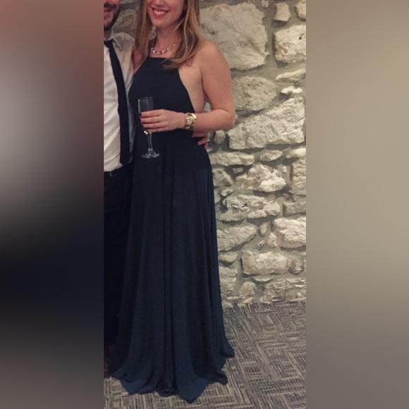 Elegant Green Halter Maxi Dress - Picture 5 of 5